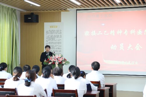 章总.JPG